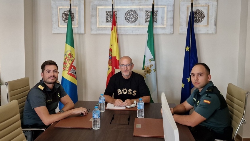 Recibimos la visita en el Ayuntamiento del nuevo Teniente de Ugíjar.